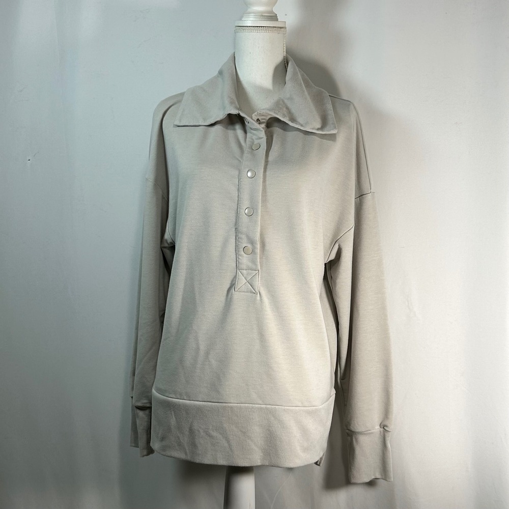 Sincerely Jules Collared Snap Neck Pullover Sweatshirt Light Beige Size L